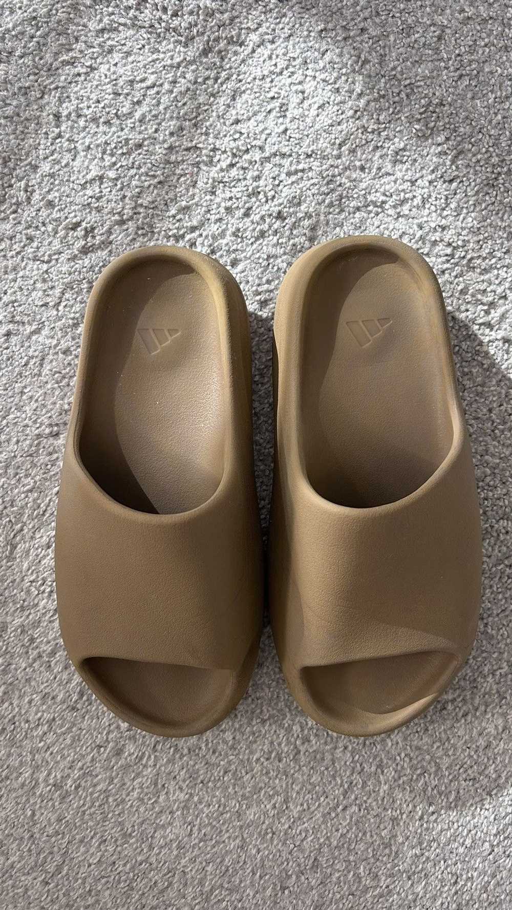 Adidas Adidas Yeezy Slides Ochre 9 US - image 2