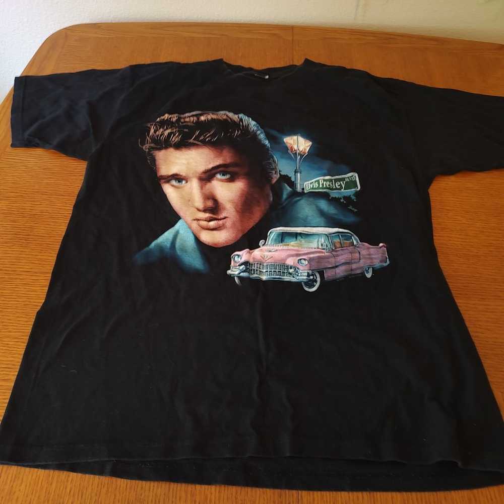 Vintage Elvis Pink Cadillac Men's T-shirt size XL? - image 2