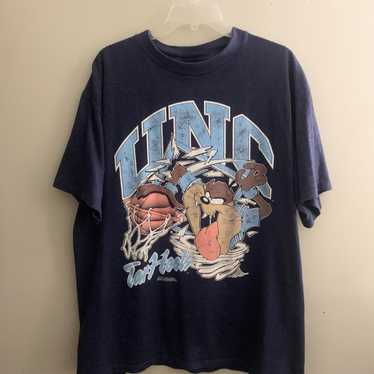 Vintage UNC x Taz shirt - image 1