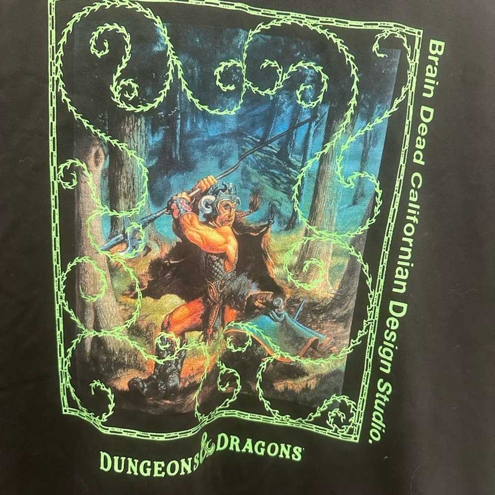 Brain Dead DUNGEONS AND DRAGONS | Size Small - image 3
