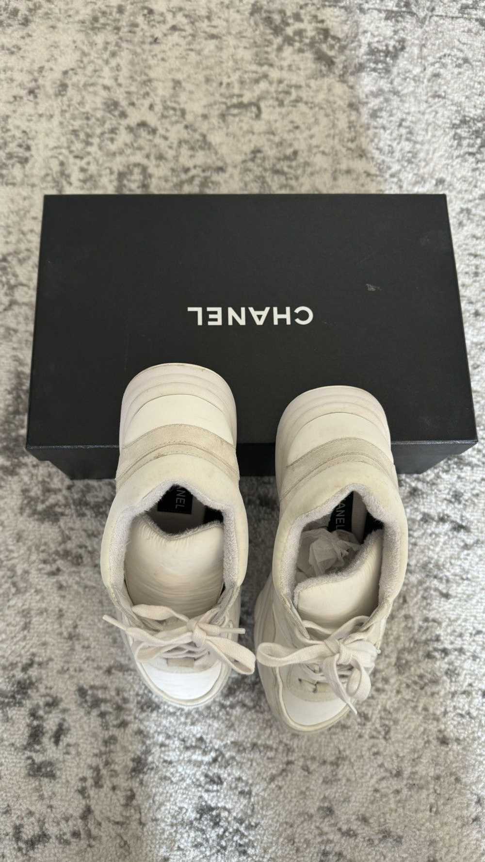 Chanel Chanel CC Sneakers White - Low Top - image 9