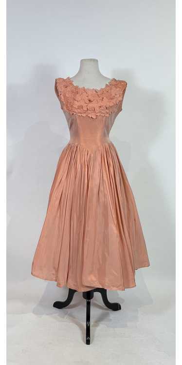 1950s Peach Taffeta Leaf Applique Party Swing Dres