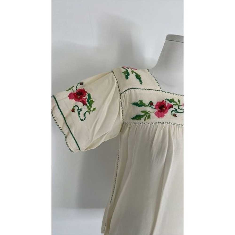 Vintage Embroidered Mexican Folk Blouse - image 4