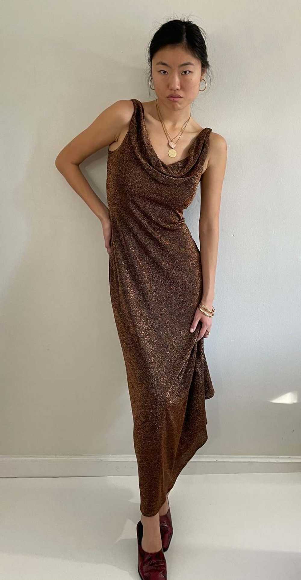 Sleeveless bronze maxi dress - image 6