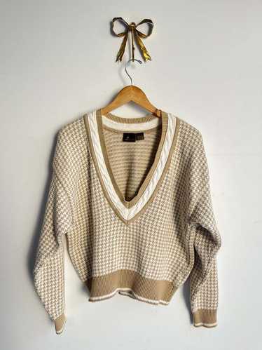 Vintage Deep-V Houndstooth Sweater - cream