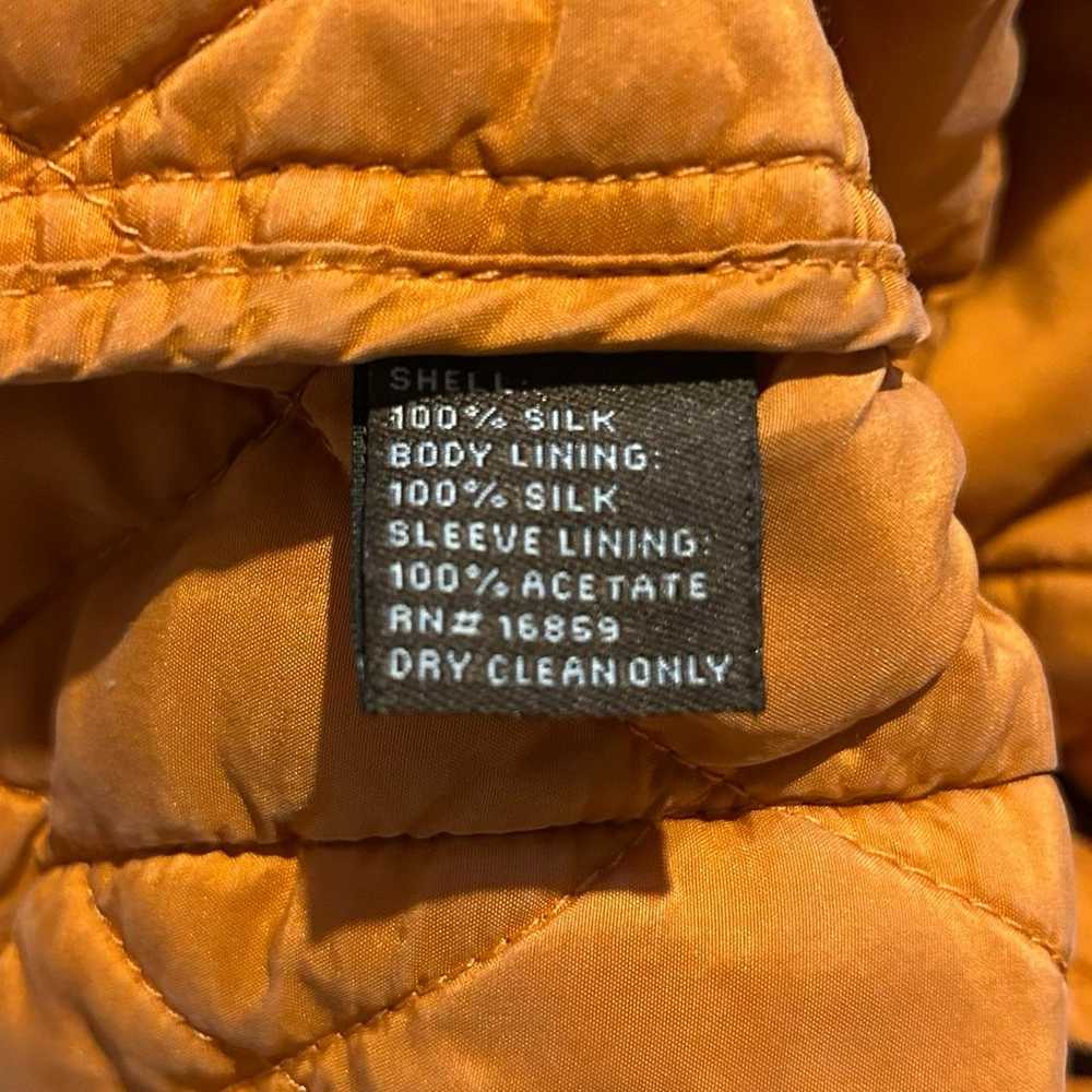 J. McLaughlin Burnt Orange Quilted 100% Silk Snap… - image 6