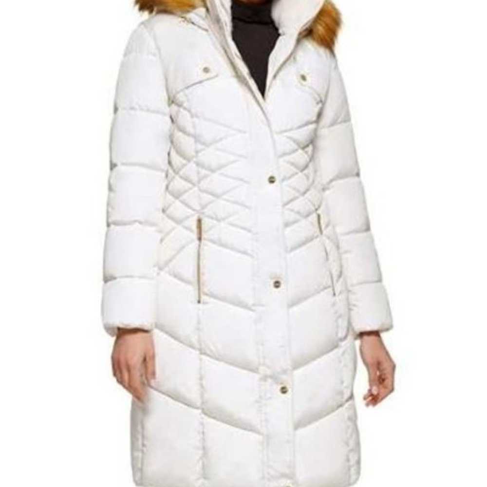 GUESS Women's Puffer Hooded Cold Weather White Fu… - image 1