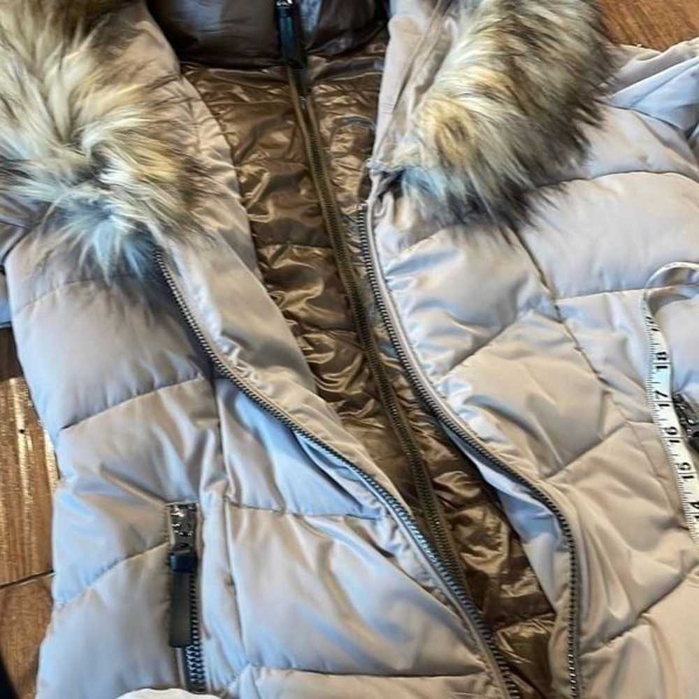 Calvin Klein puffer jacket faux fur hood size med… - image 7
