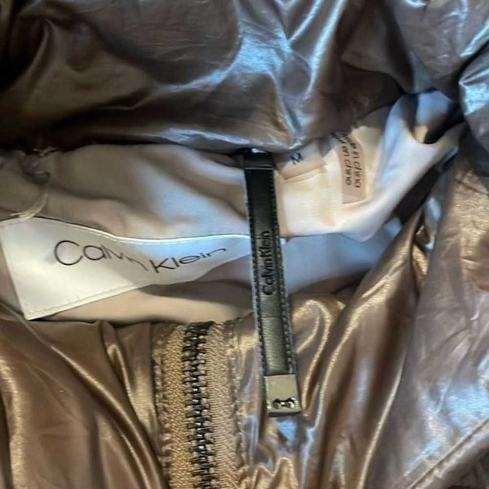 Calvin Klein puffer jacket faux fur hood size med… - image 8