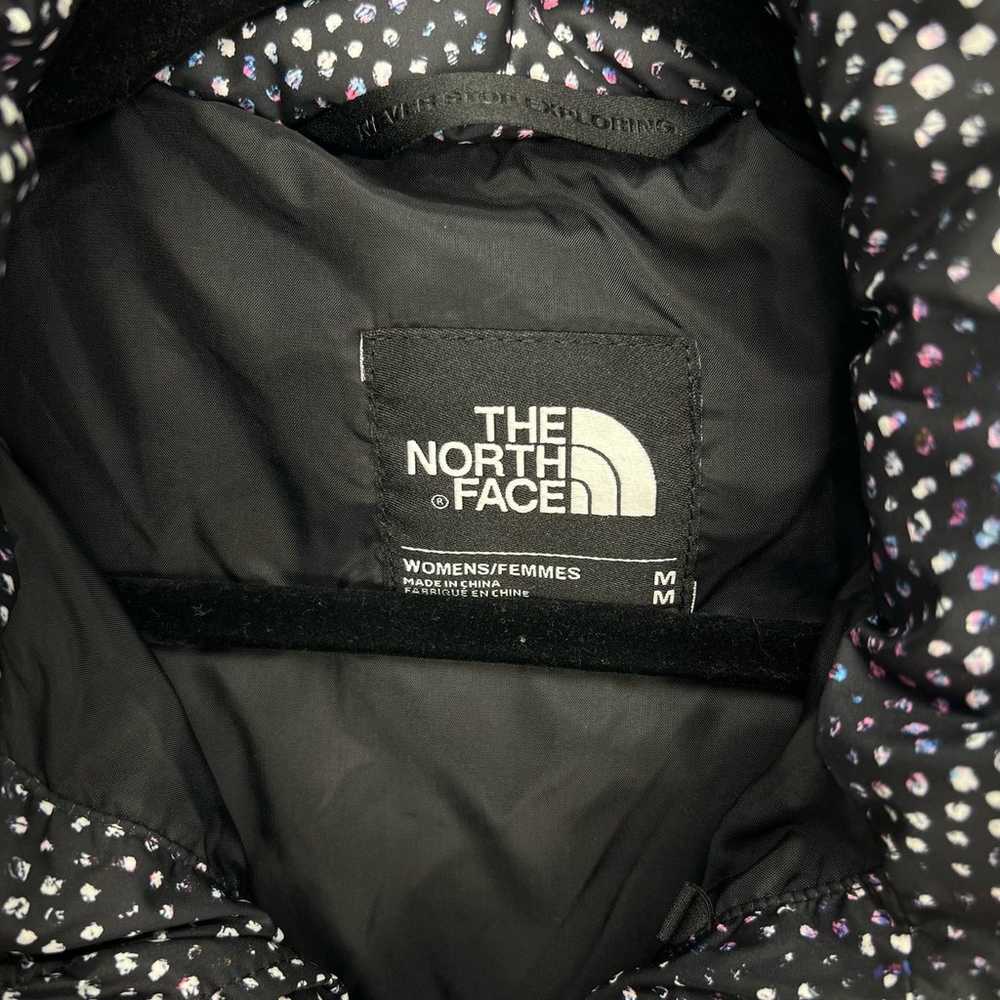 The North Face Hooded Puffer Jacket Size Medium - image 4