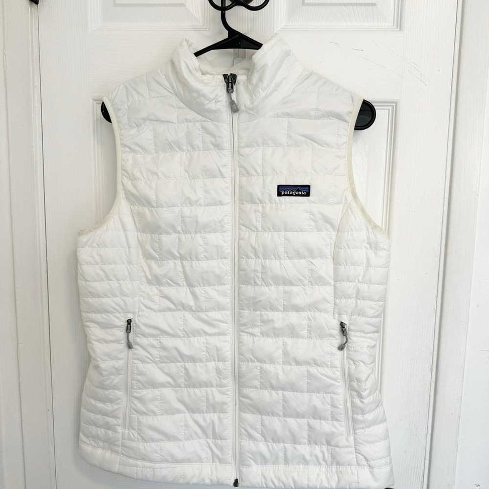 Like New! Patagonia Nano Puff Vest Jacket, women’… - image 3