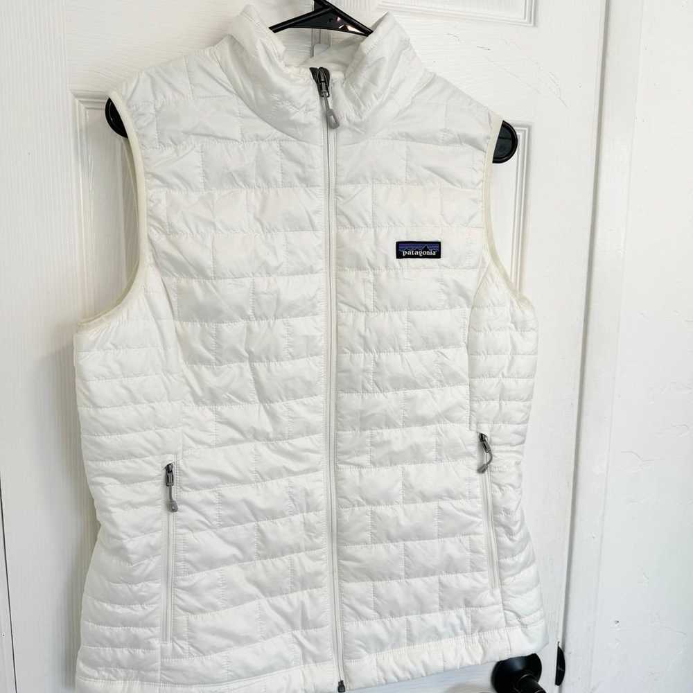 Like New! Patagonia Nano Puff Vest Jacket, women’… - image 4