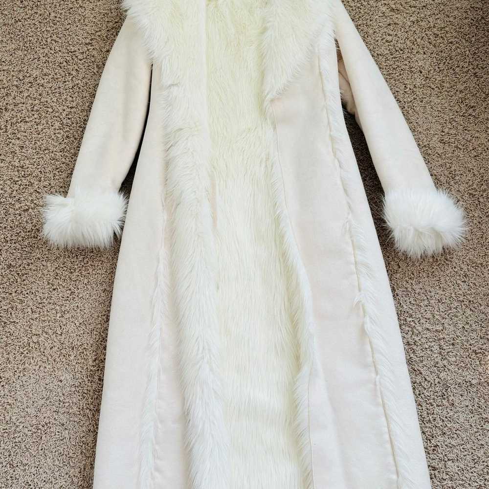 BEBE white faux fur coat - image 3