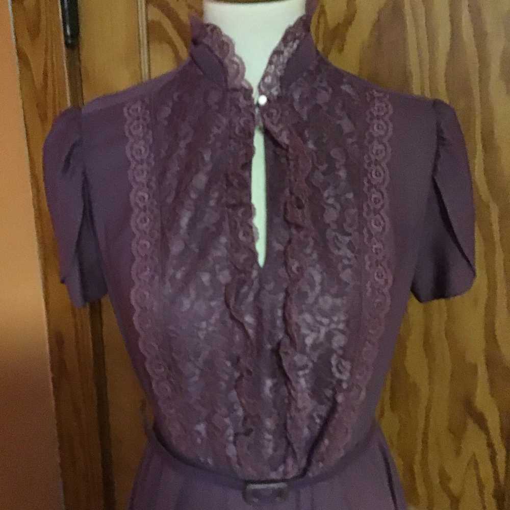 Vintage 70s lace trimmed midi dress - image 5