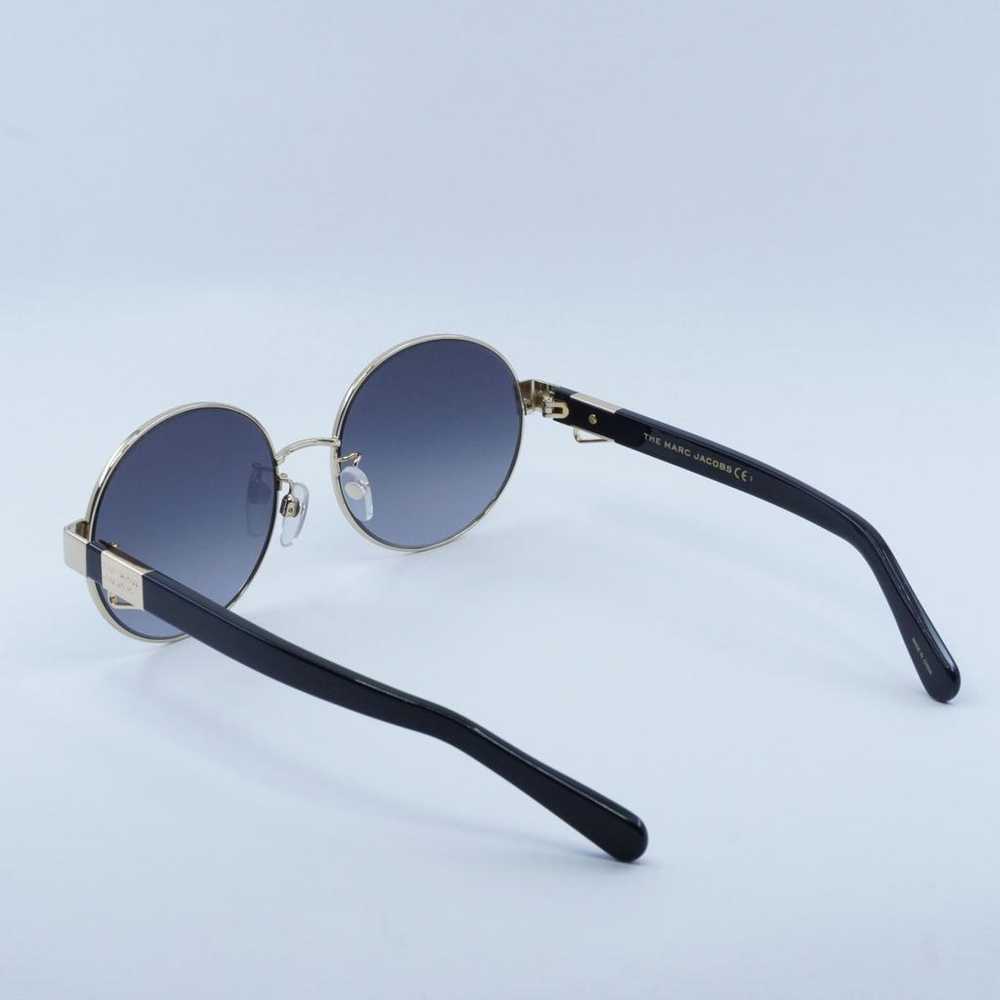 Marc Jacobs Sunglasses - image 9