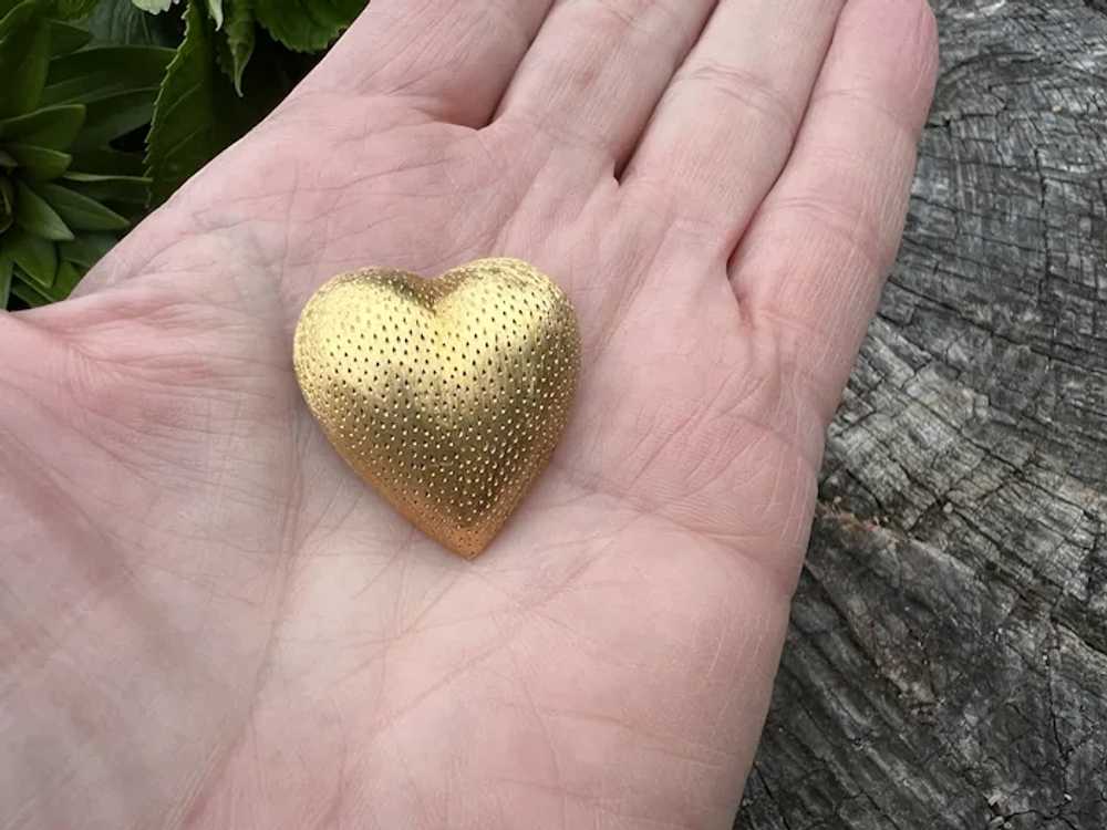 Tiffany & Co 18K Yellow Gold Puffed Heart Brooch - image 5