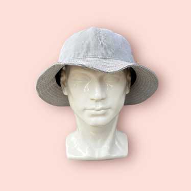 ハット VALENTINO FW24 Ivory felt bucket hat (5W2HGA25GMB O06) Valentino Garavani Ivory Felt Bucket Hat | italist