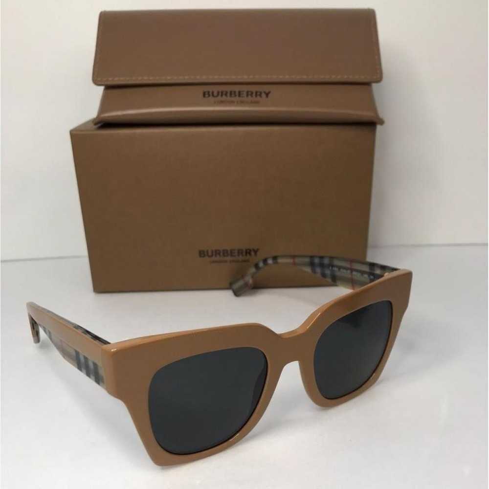 Burberry Oversized sunglasses - image 6