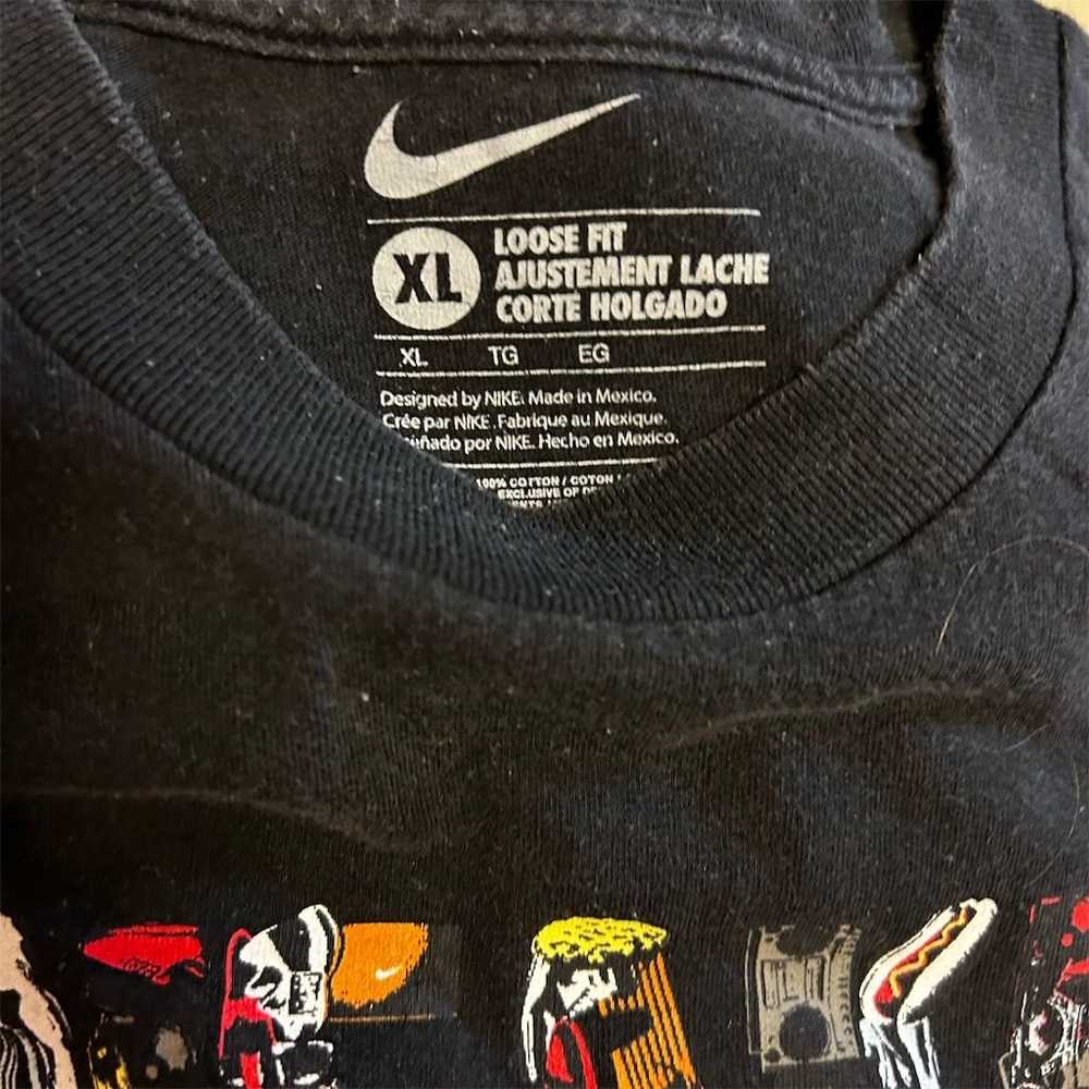 Nike Men's XL Black Graphic Print T-Shirt Loose F… - image 4
