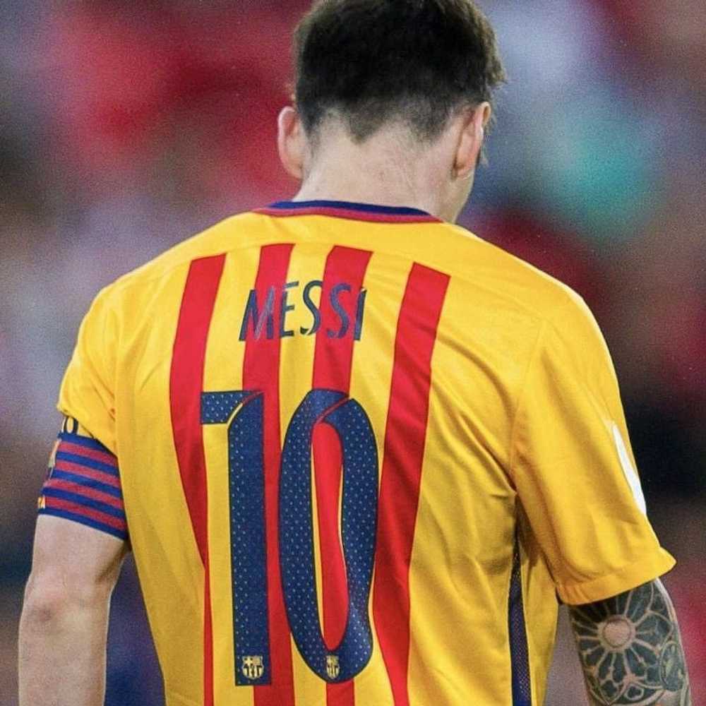 Nike FC Barcelona Messi 2015 16 away La Liga jers… - image 8