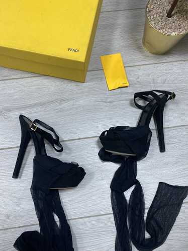 Fendi Fendi heels with box shoes Spuntata Camoscio