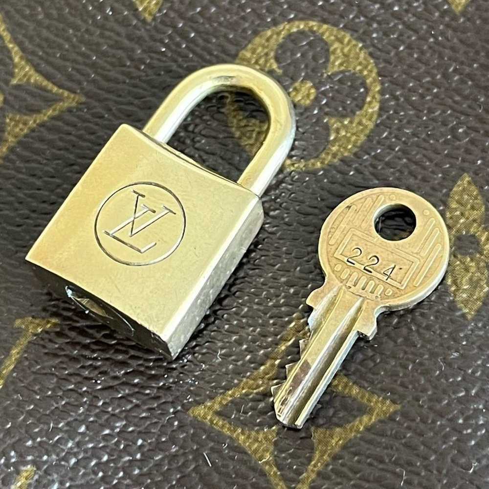 Authentic Louis Vuitton Lockset/ lock and key/ pa… - image 4