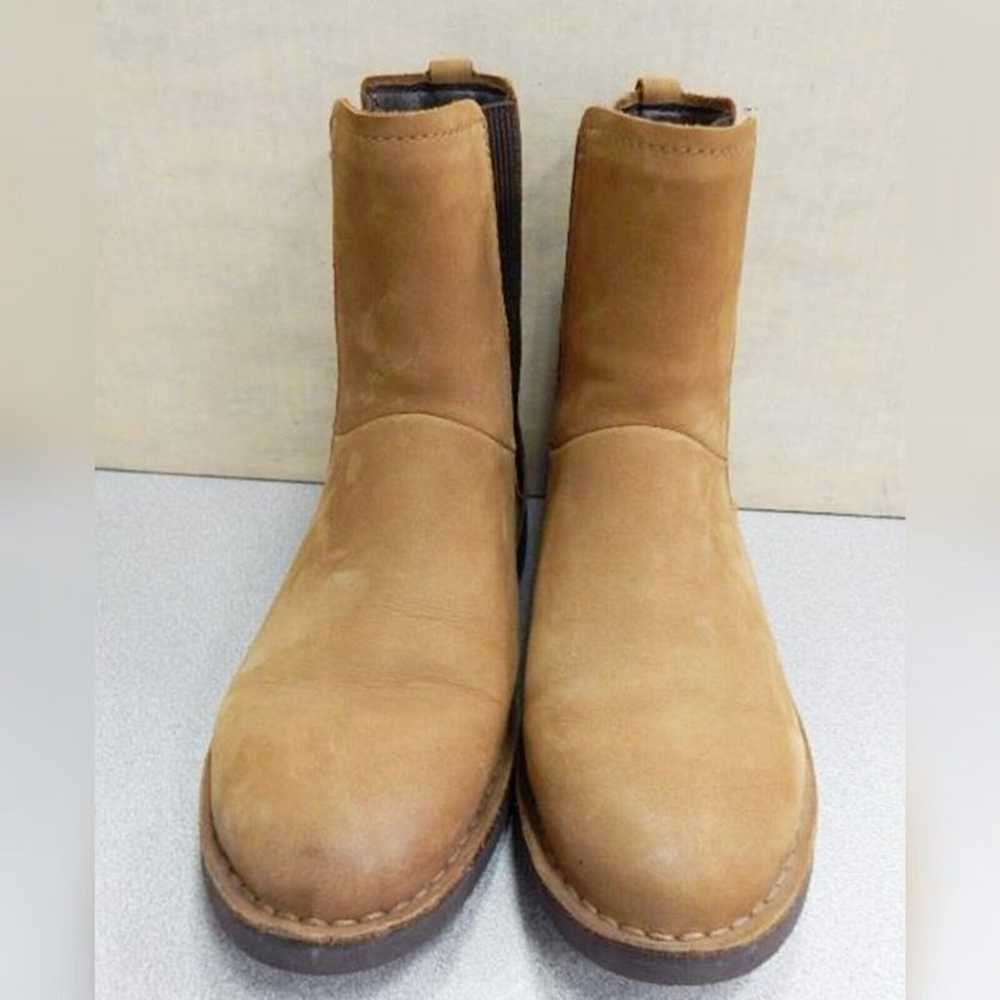 UGG Australia Larra Leather Ankle Boots 6.5 - image 2