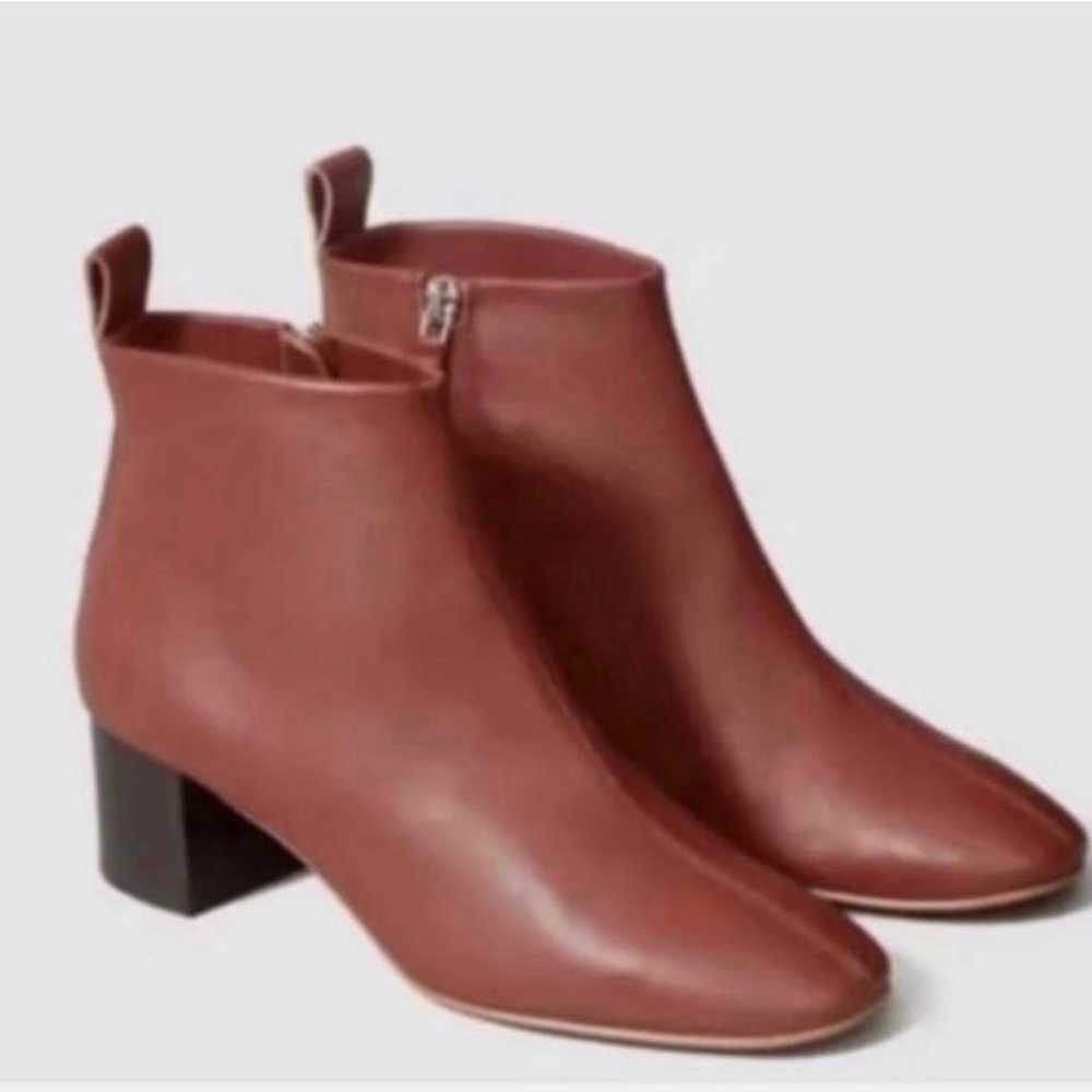 EUC Everlane The Day Red Brick Ankle Boot Size 10 - image 1