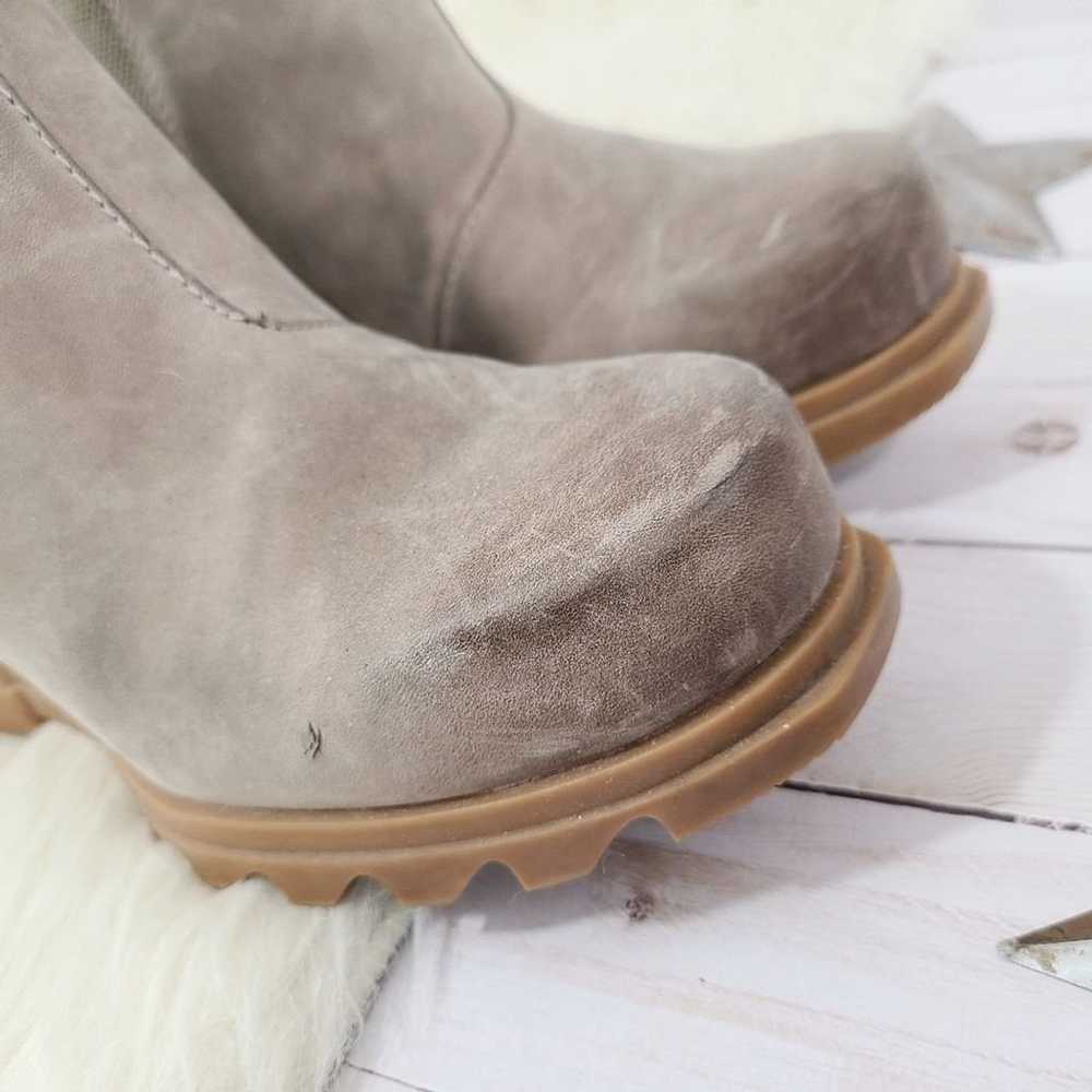 Sorel Joan of Arctic III Chelsea Wedge Boots Taup… - image 5