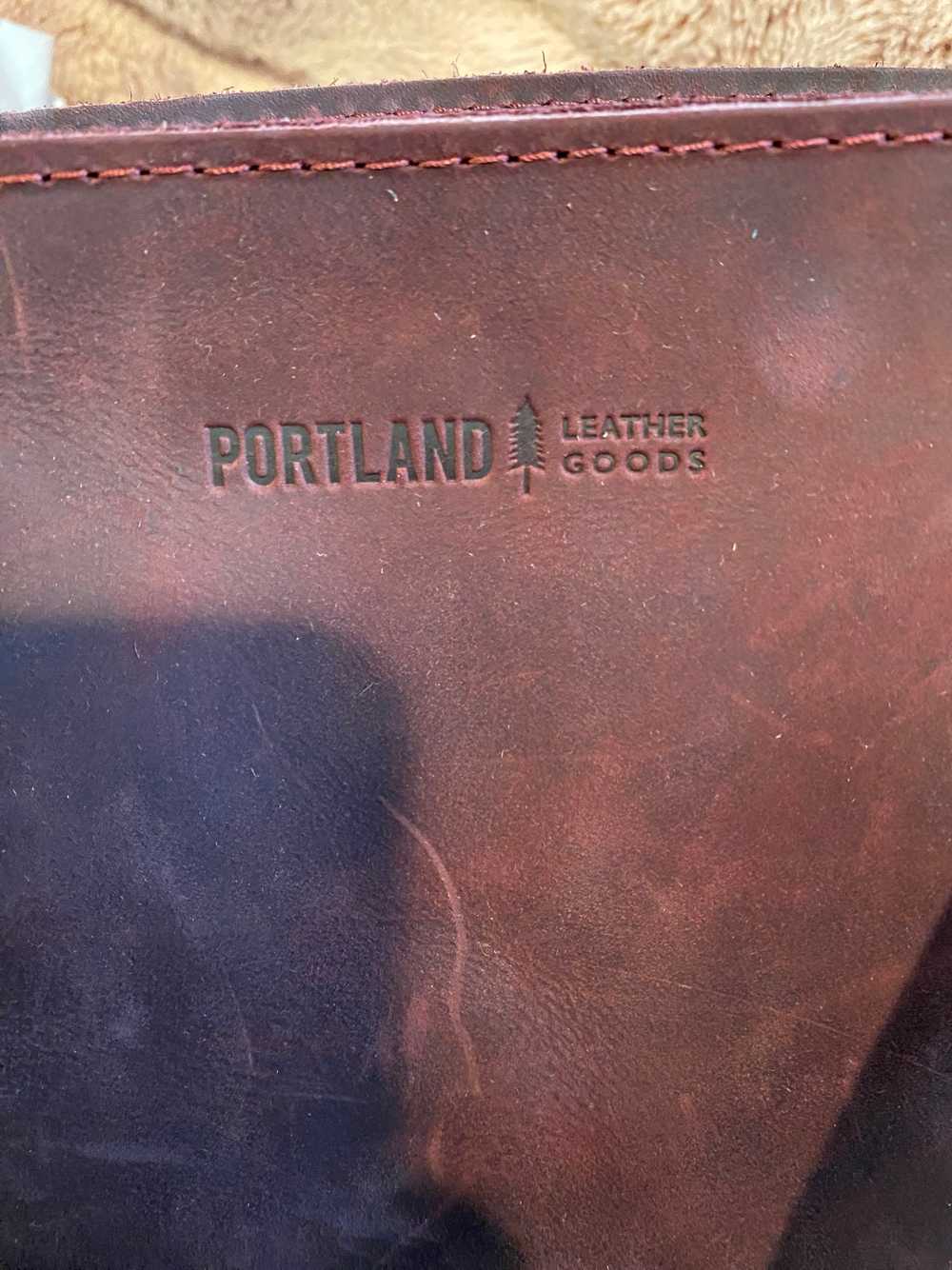 Portland Leather 'Almost Perfect' Triangle Should… - image 2