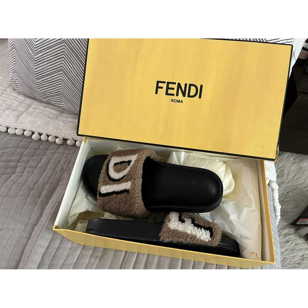 Fendi Shearling sandals - image 9