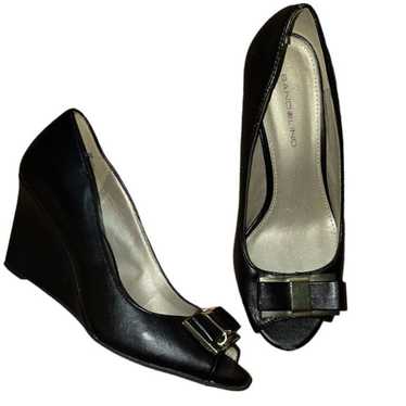 Women's Bandolino Black Leather Peep Toe Wedge He… - image 1