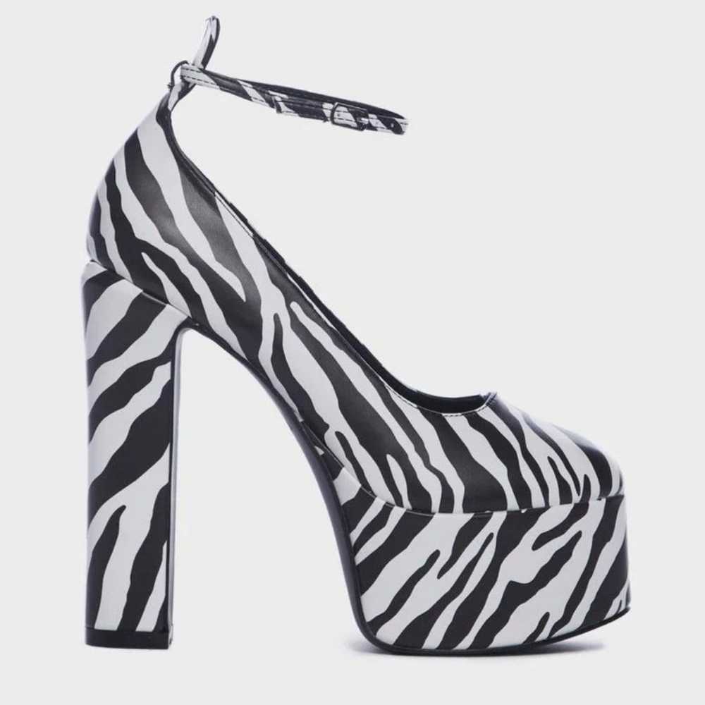 Zebra platform heels - image 1