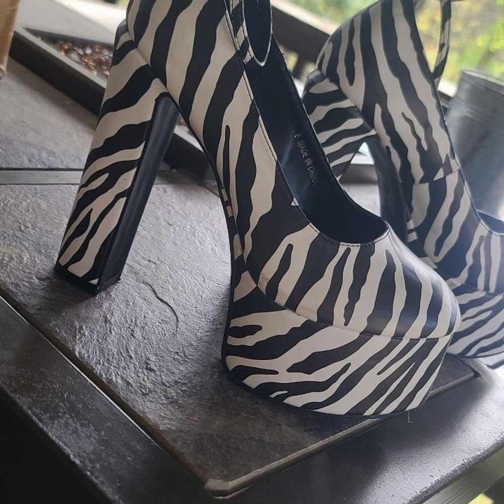 Zebra platform heels - image 3