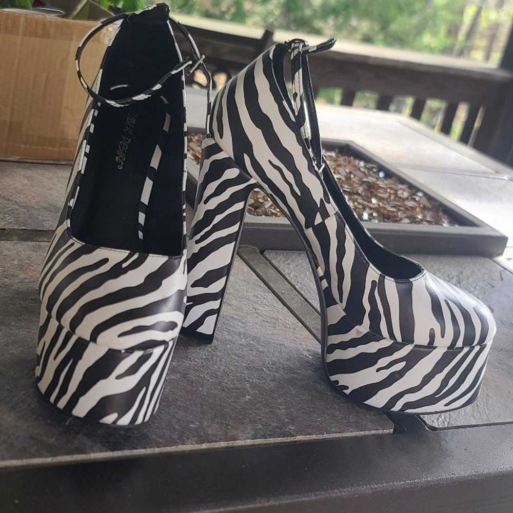 Zebra platform heels - image 4