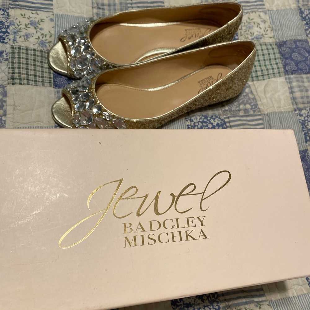 Badgley Mischka low heel dress shoes - image 6