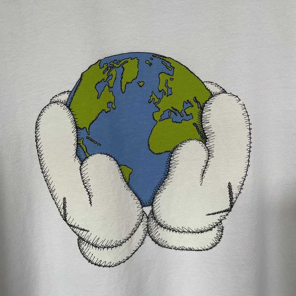 Kaws × Streetwear × Uniqlo Kaws Peace For All x U… - image 2