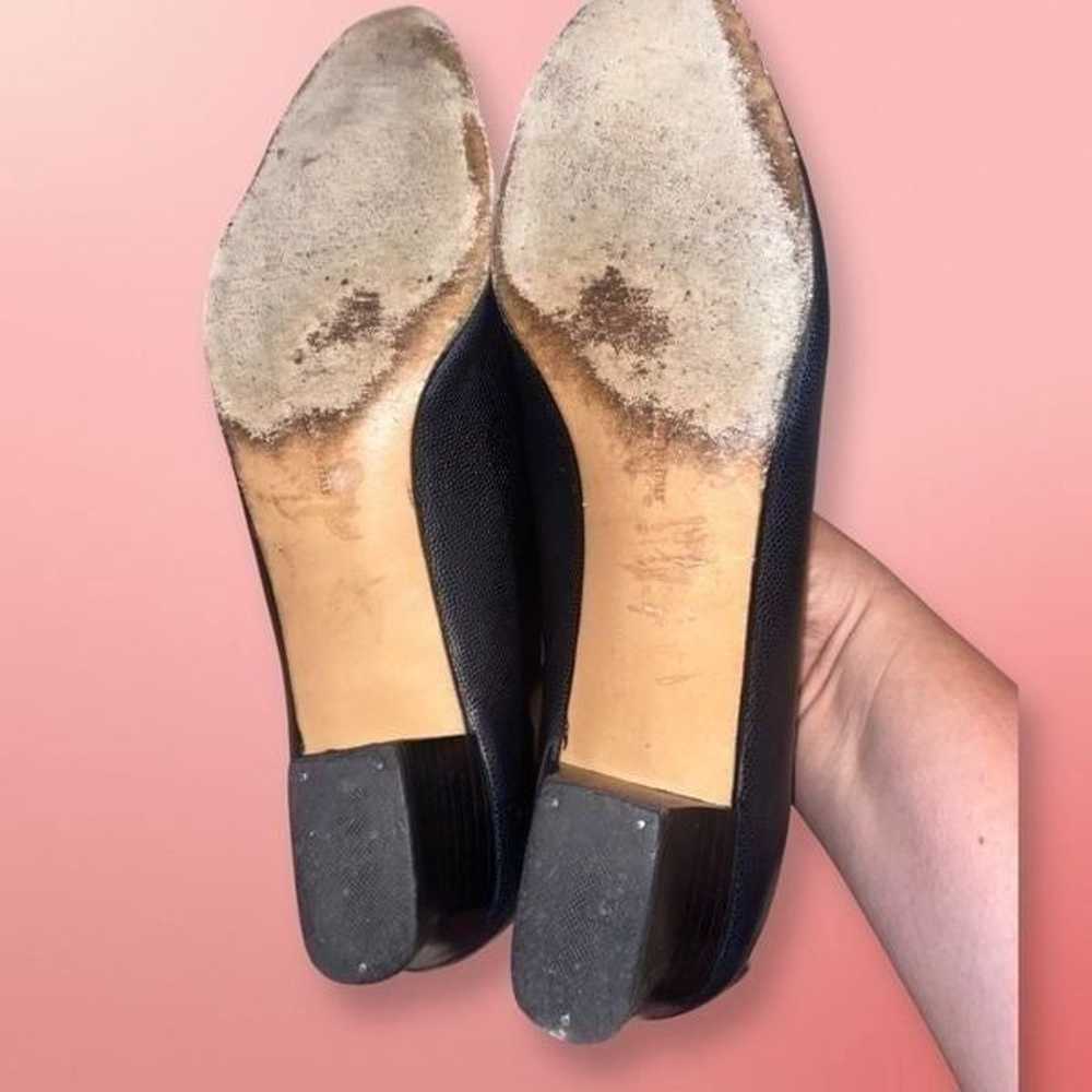 Salvatore Ferragamo Navy pebble leather heels gol… - image 2