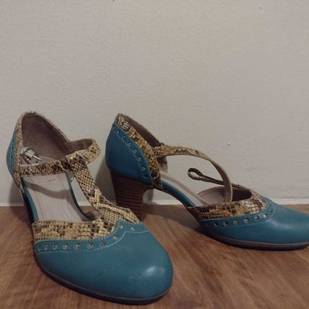 Women's heels, EU size 36, made in Spain - image 1