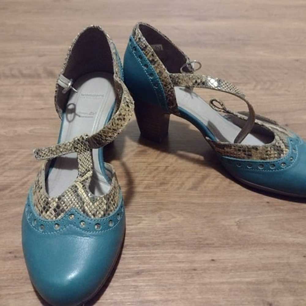 Women's heels, EU size 36, made in Spain - image 2