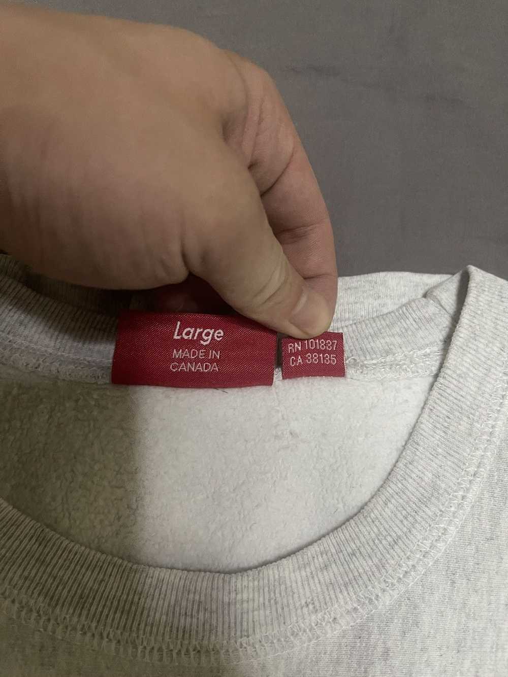 Supreme Supreme fw18 grey box logo crewneck red o… - image 5