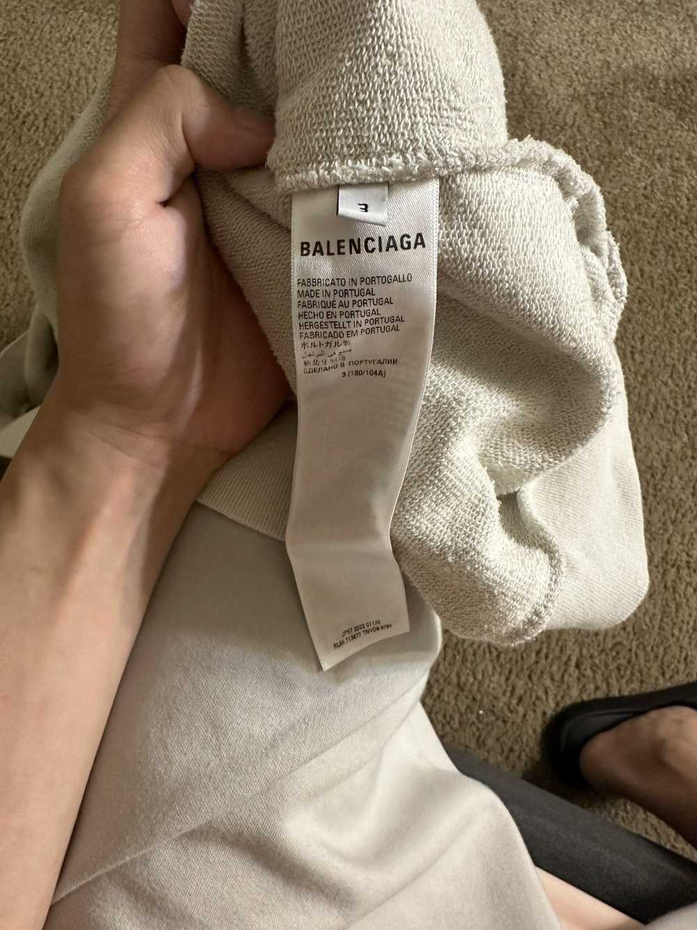 Balenciaga Balenciaga 3xl hoodies - image 3