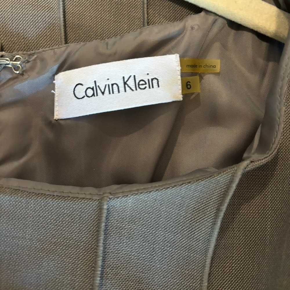 Calvin Klein Dress Pleated Sleeveless Size 6- Gray - image 3