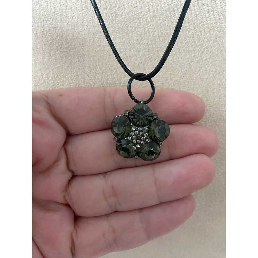 Handmade Upcycled gray crystal flower pendant nec… - image 2