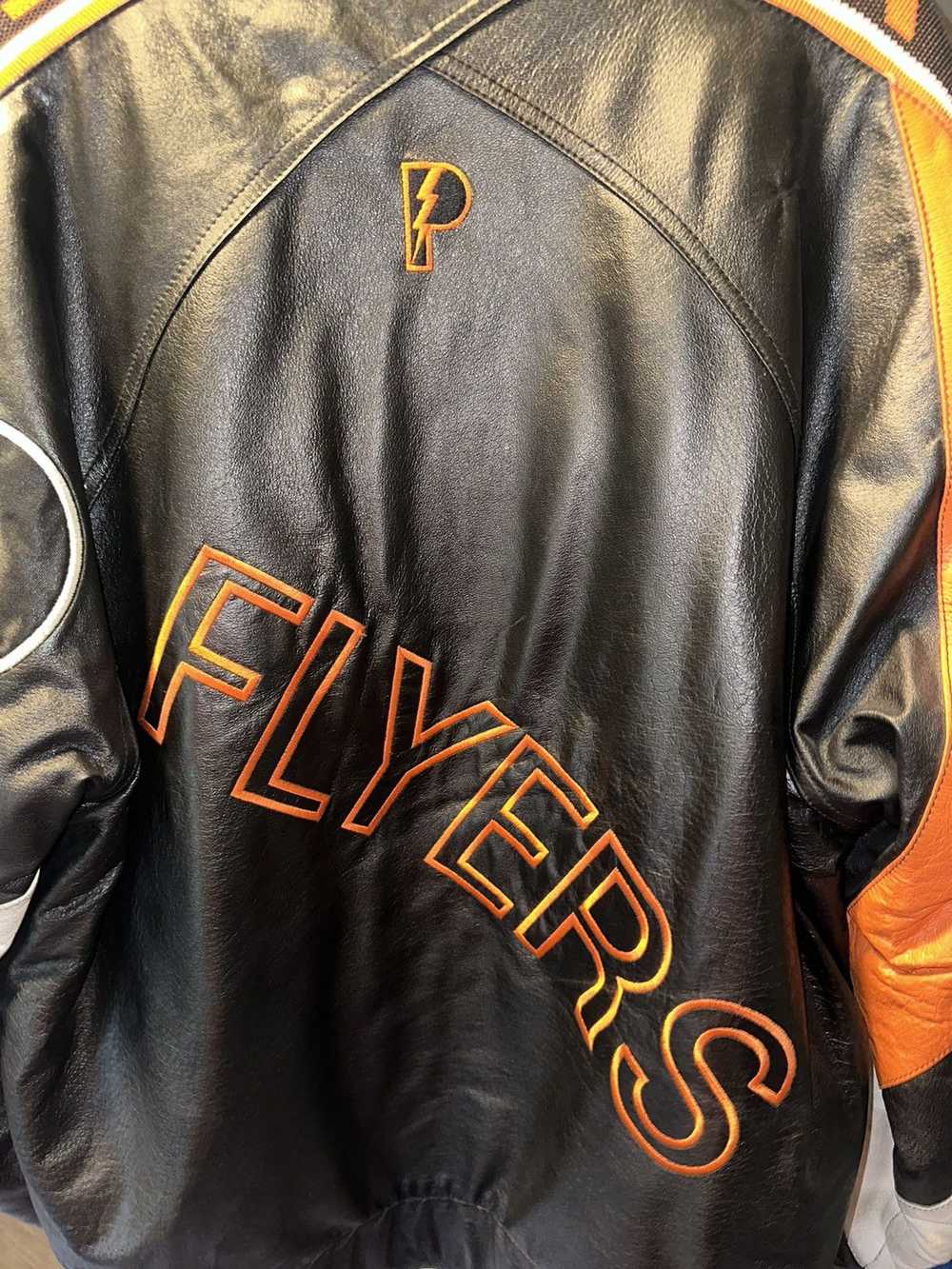Pro Player Vintage Flyers Leather Jacket Size Lar… - image 2
