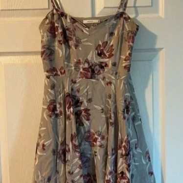Talula Dress, Grey/floral, Size 2. - image 1