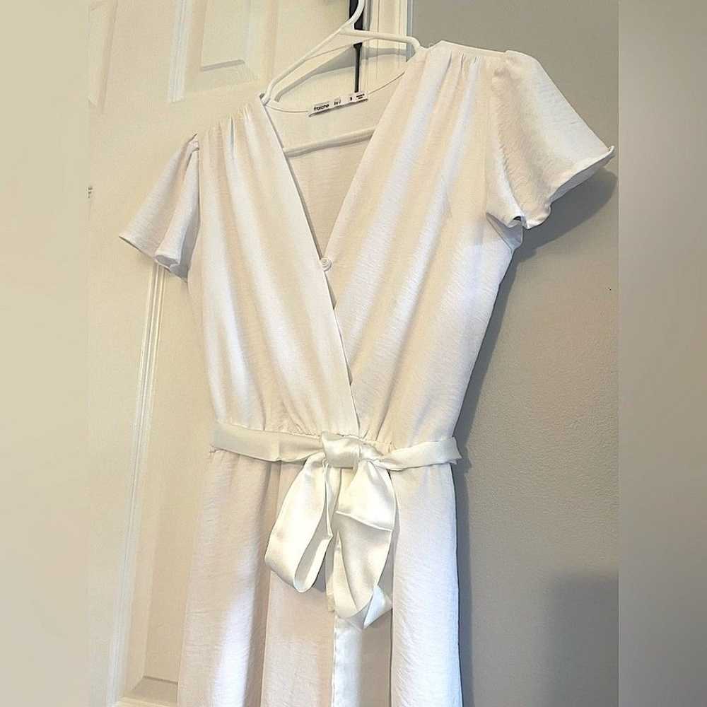 Fraiche By J Belted White Faux Wrap Belted Dress … - image 5