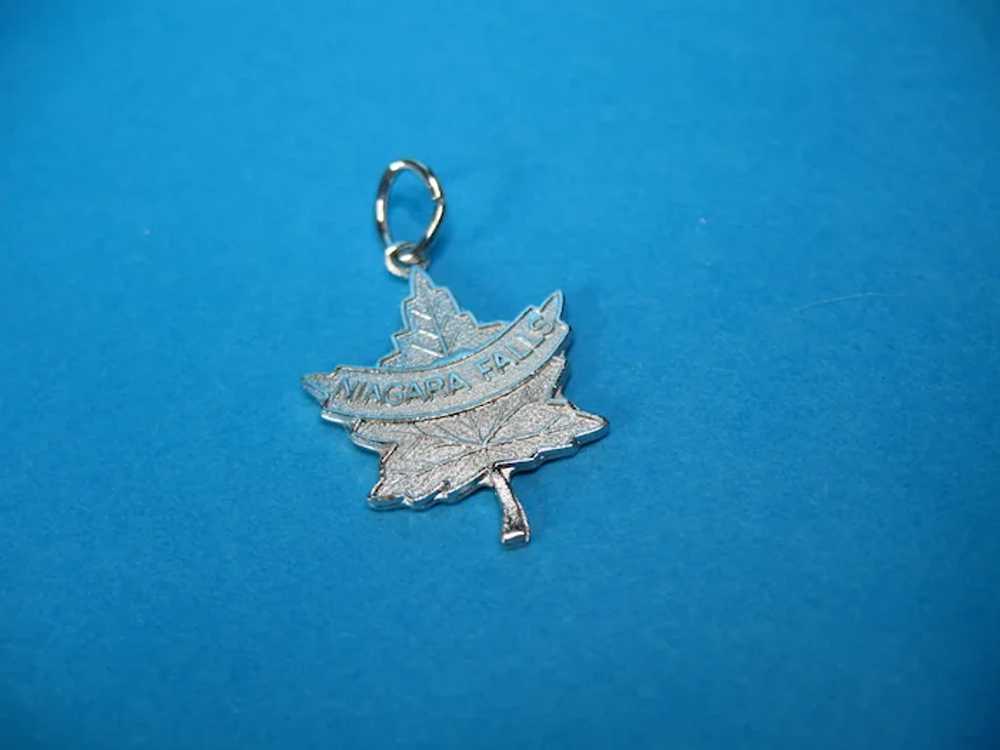 Vintage Sterling Silver Niagara Falls Leaf Charm - image 4