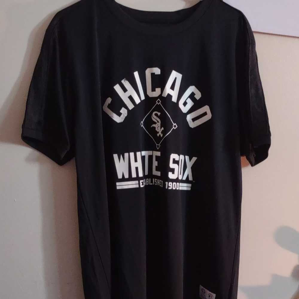 Chicago white Sox short sleeve shirt - image 1
