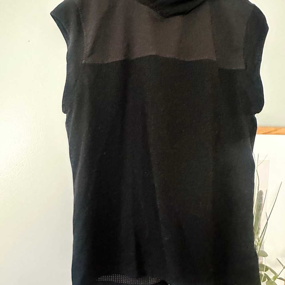 Men’s Lululemon (Like New Collection) Hooded Top - image 1